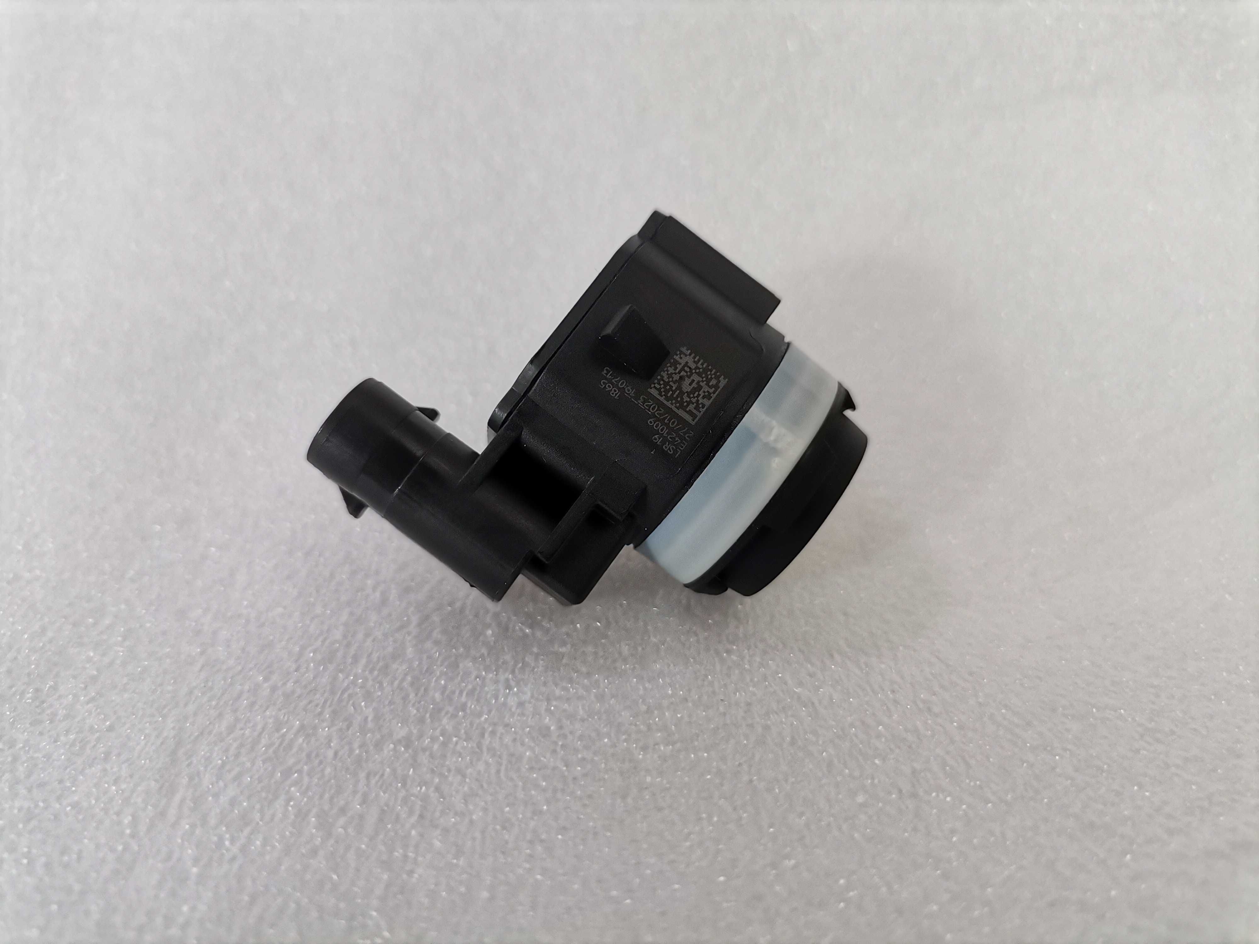 Нов 5A17965 Парктроник BMW F95 G05 G07 G09 U11 U12