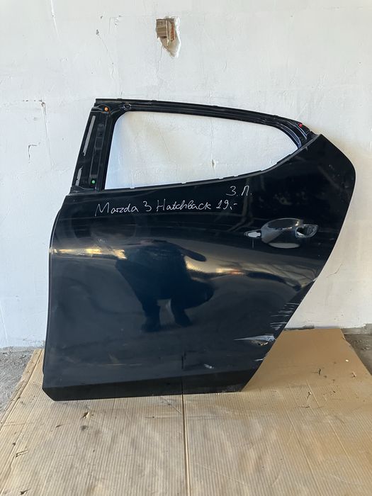 Задна лява врата за Mazda 3 Hatchback Мазда 3 Хечбек 2019г-