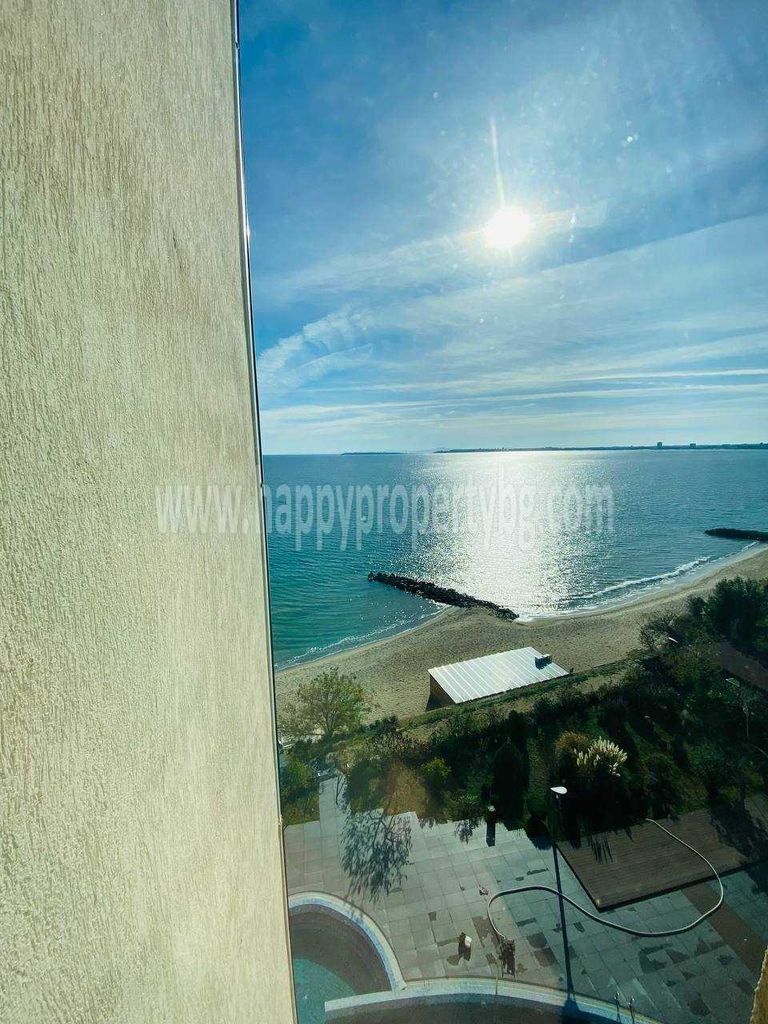 Продава се Двустаен апартамент в Свети Влас - 76 кв.м за 1119 €/кв.м - Снимка #13