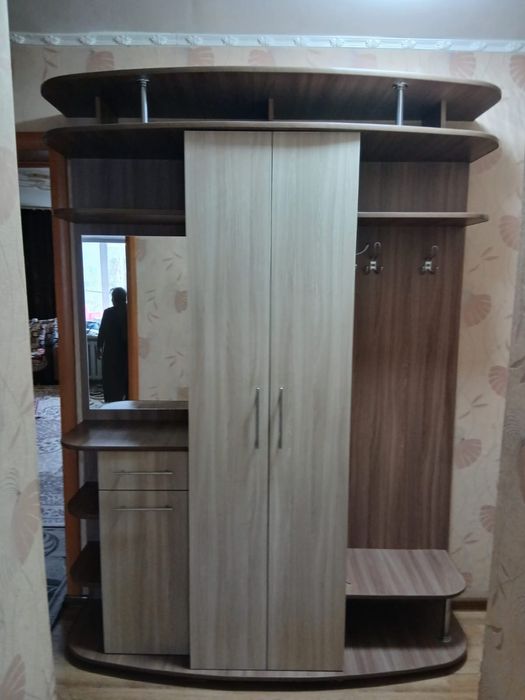 Продам прихожую