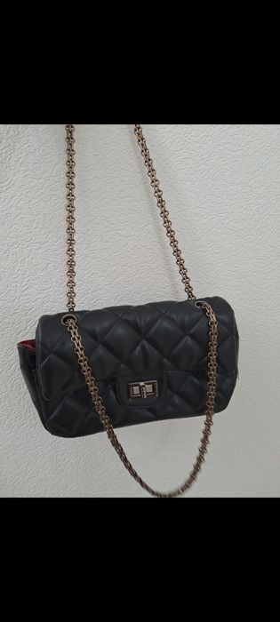 Продается сумка chanel