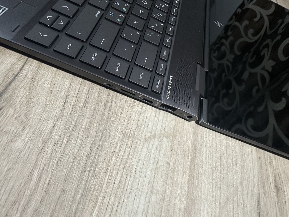Leptop HP Envy x360