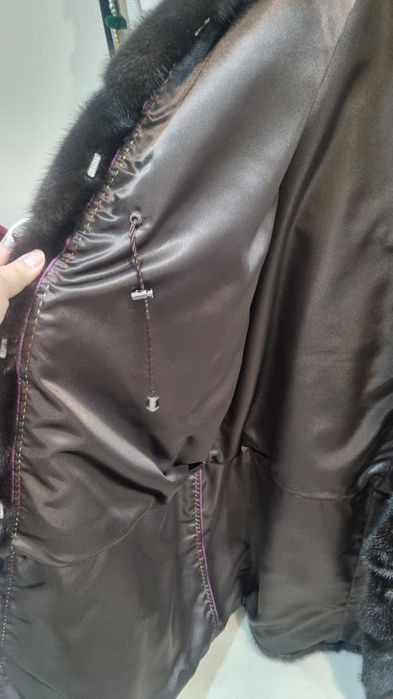 Продам шубу норковую новую и мутоновую в подарок