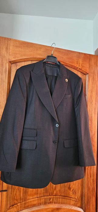 Costum barbatesc
