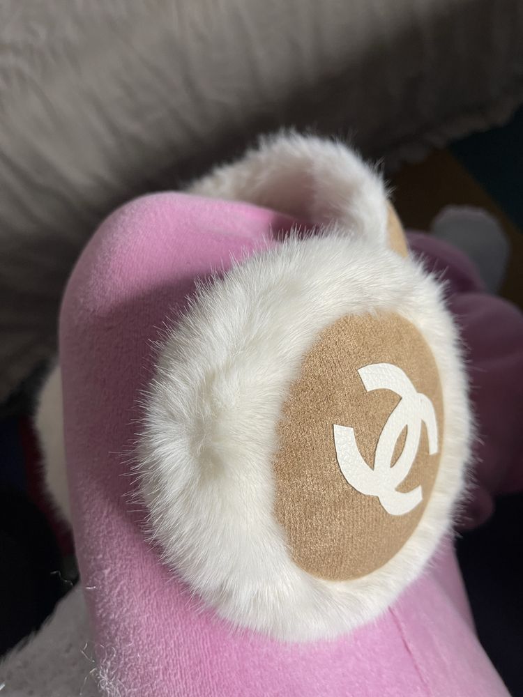 Chanel ушанки беж бежови пухкави зимни шапка