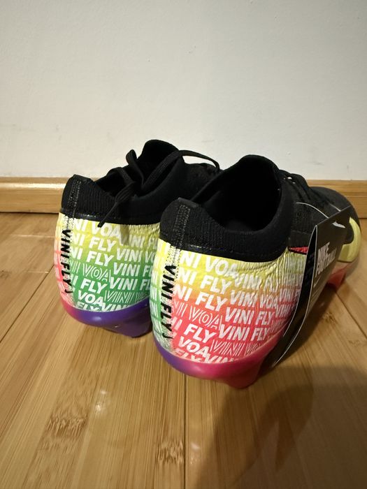 Ghete Fotbal Nike Mercurial Vini Fly