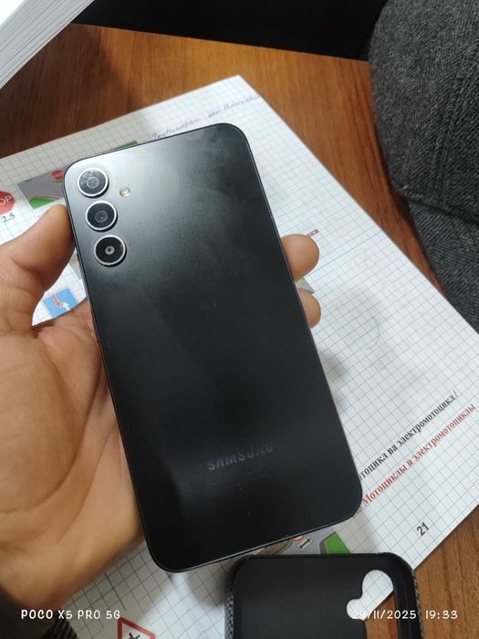 Samsung A34 5G va Redmi 13