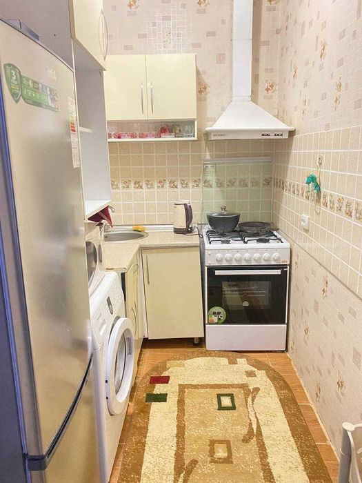 Сдам квартиру ул. Бабура, рынок Аския, 2-х комнатную, с ремонтом