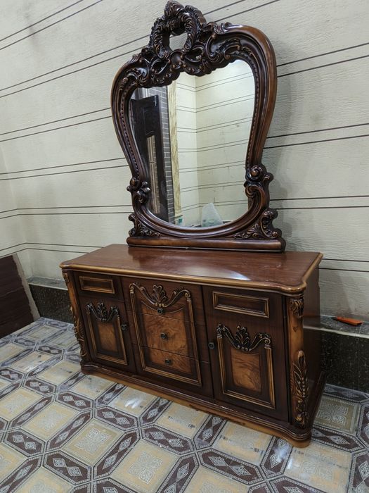 dubayiski kamod sotiladi