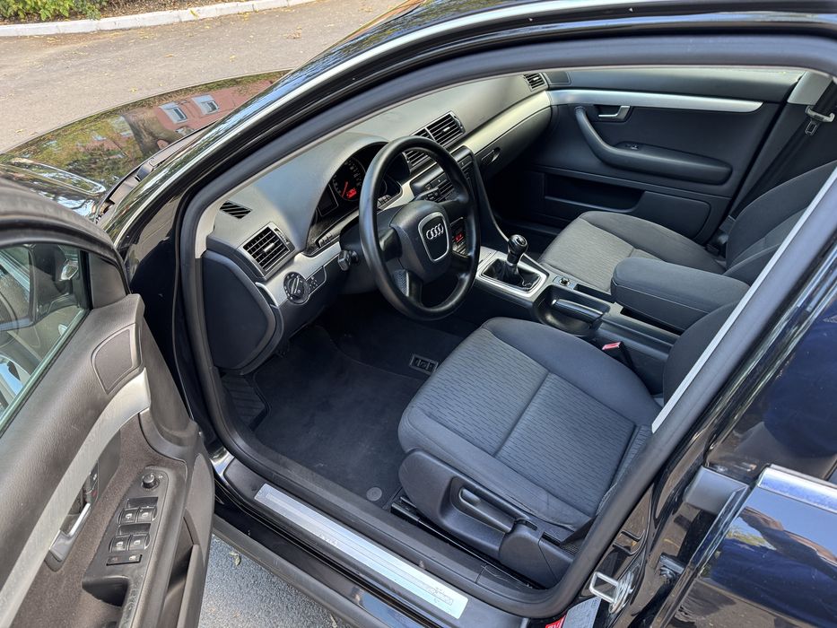 Audi A4 B7 1.9TDI 116Cp Navigatie/Climatronic