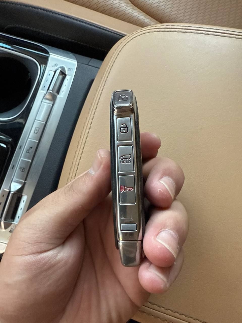 KIA Carnival full compektatsiya