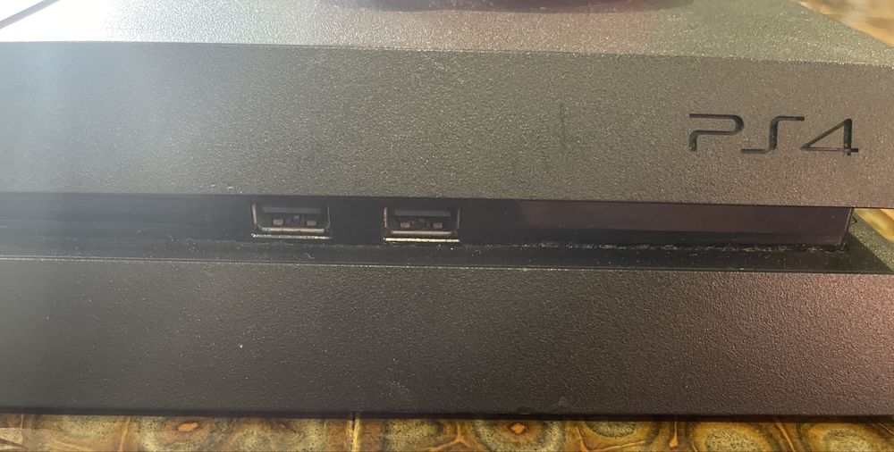 PlayStation 4 употребяван