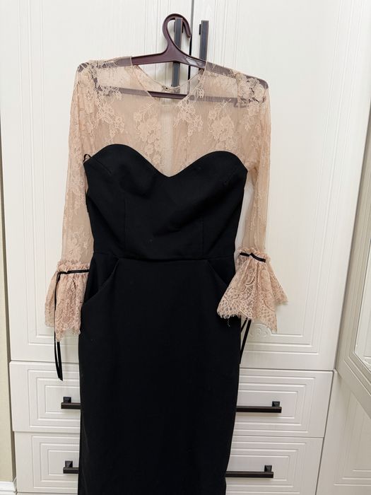 Дизайнерское платье