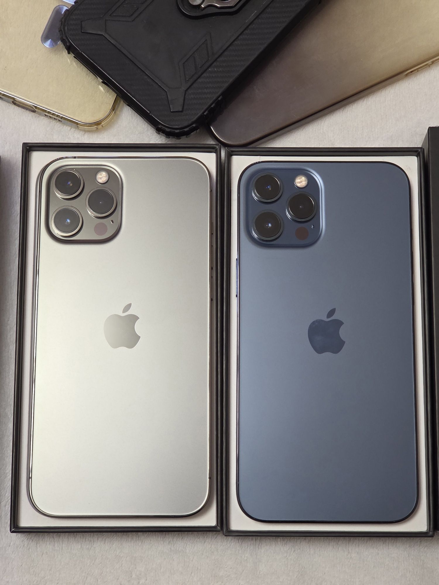 2 Iphone 12 pro max 128GB baterie 89% stare impecabilă