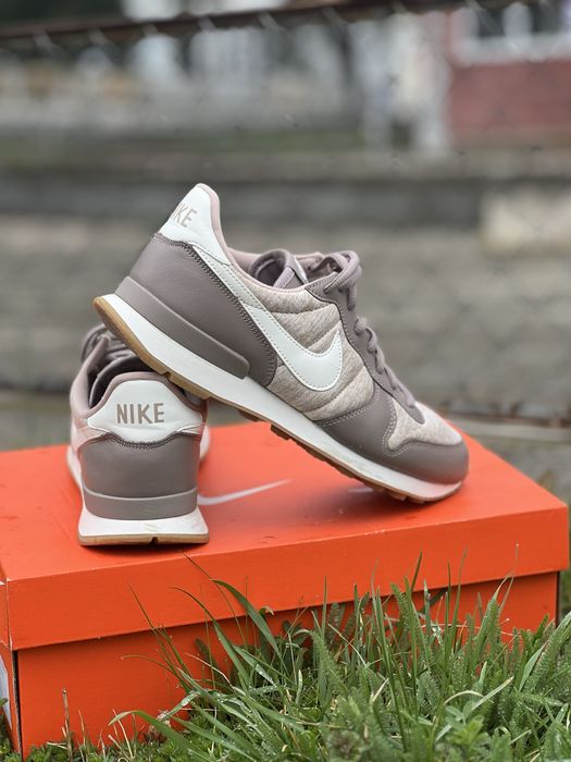 Nike Internationalist 41/26см