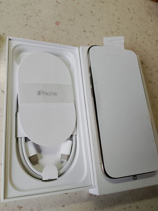 Iphone 17 Air Light Gold 256GB