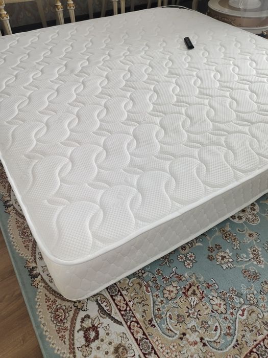 Матрас ортопедический 200х180.