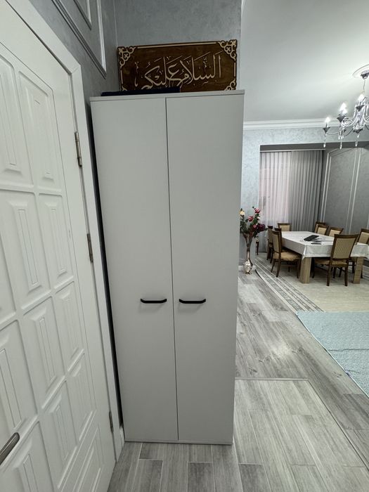 Продам новый шкаф в прихожую