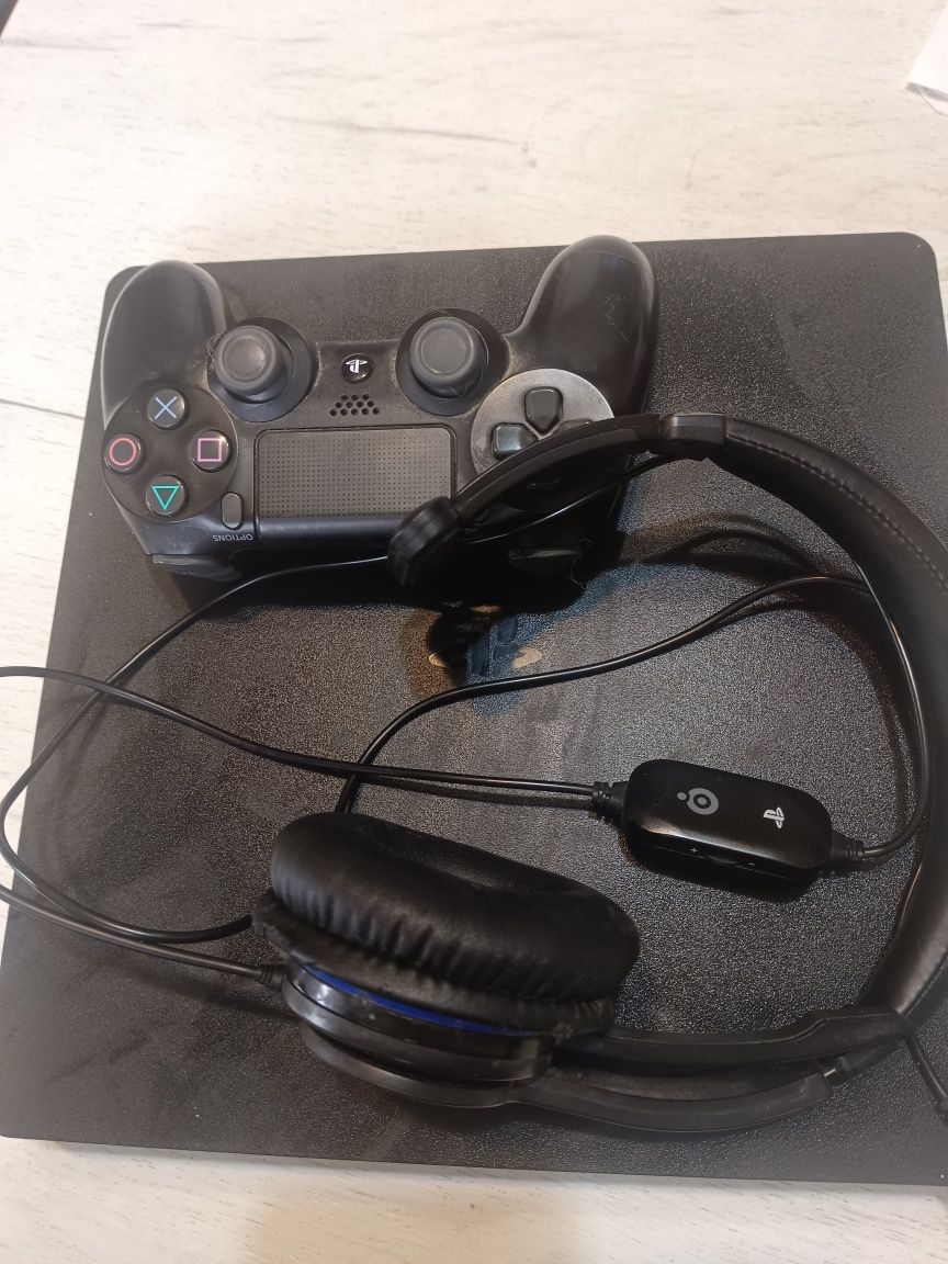 PS 4 Slim 500 GB