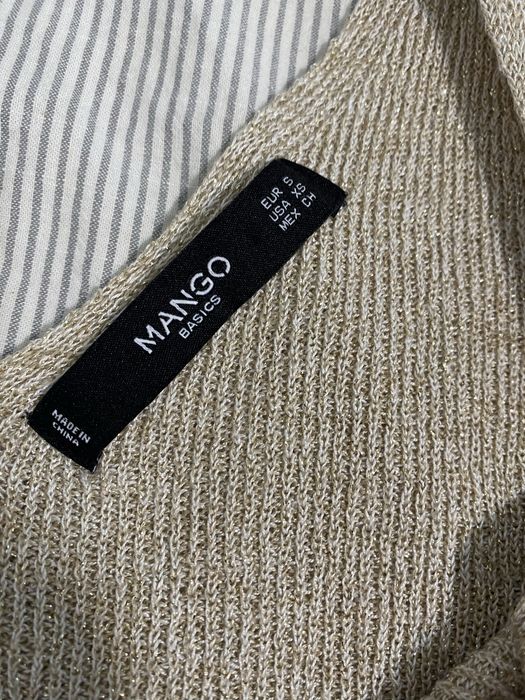 Top cu aspect lucios Mango bej marime s