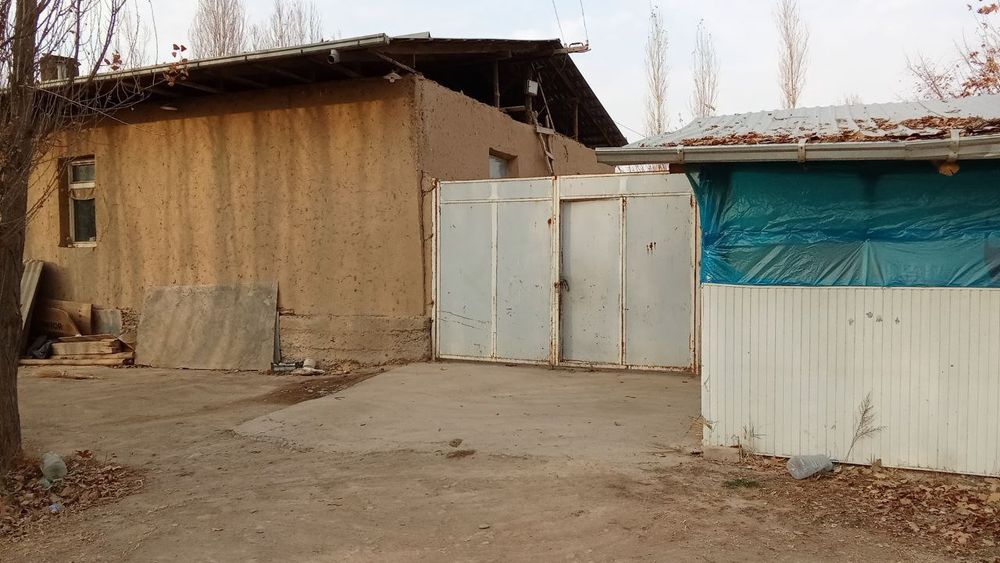 Xovli sotiladi. Yer xisobida.