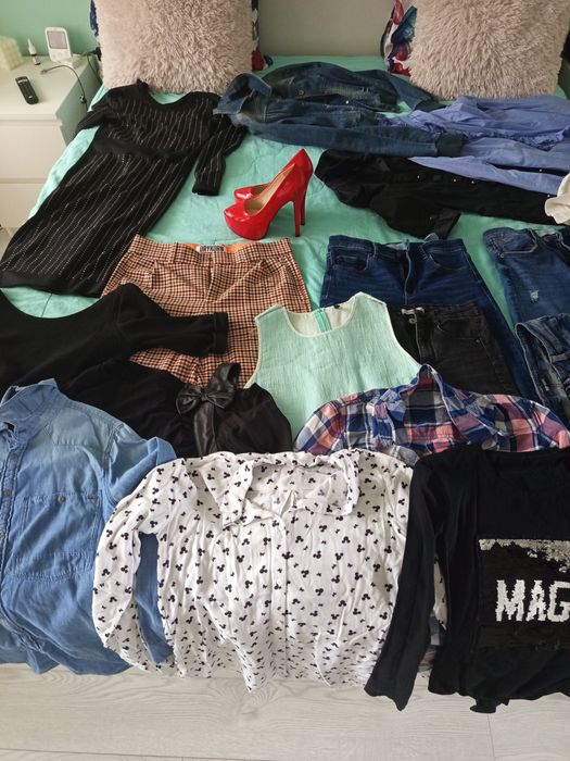 Лот от дамски дрехи