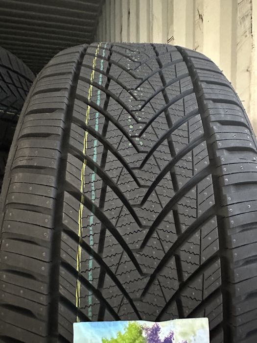 Всесезонен спорт пакет ROTALLA 235/45R19 99Y XL 255/40R19 100Y XL