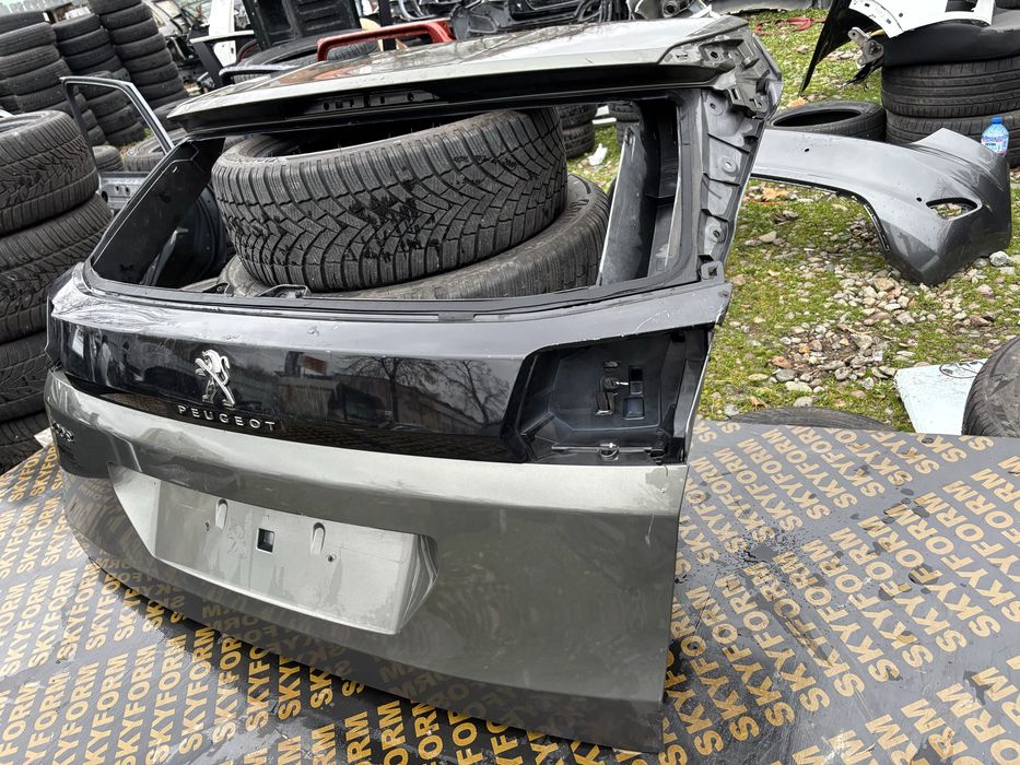 Багажник Капак Пежо 3008/Peugeot 3008