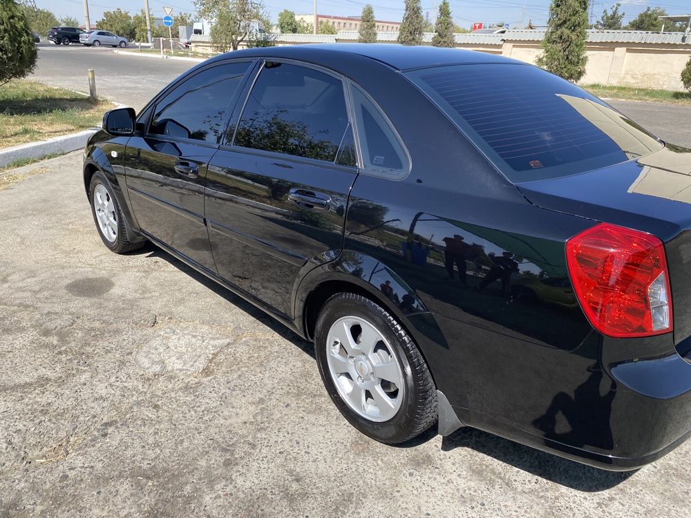 Lacetti Gentra 2022  elegant plus full sotaman