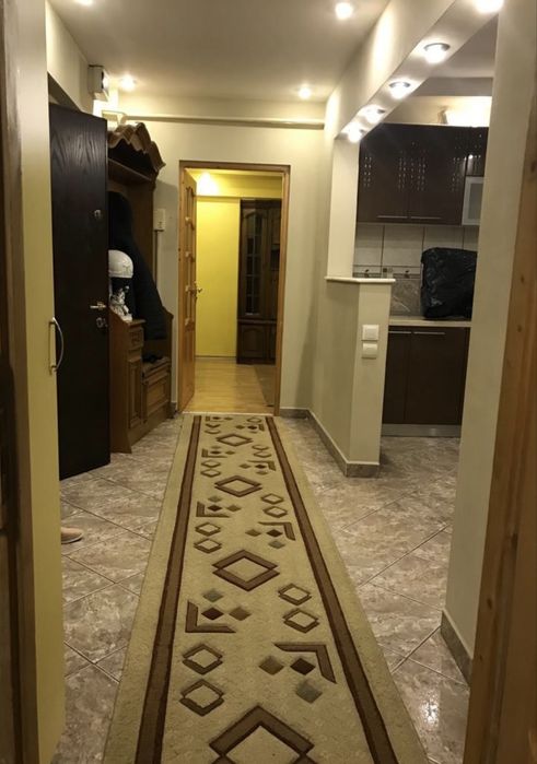 Se ofera spre inchiriere apartament decomandat 2 camere