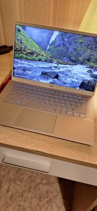 Ноутбук DELL диагональ 14 дюймов