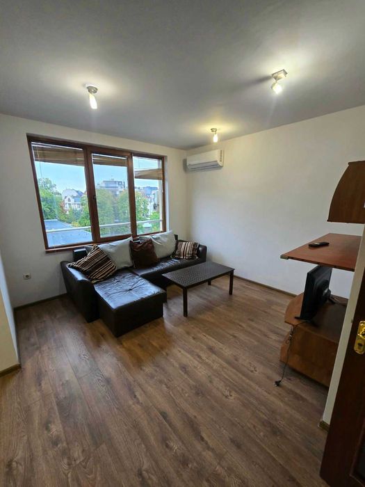 Двустаен апартамент под наем в Кършияка - до Новотела