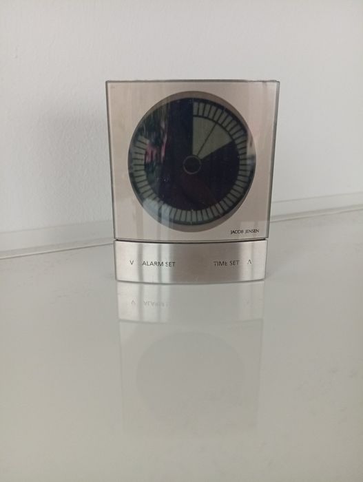 Ceas digital Bang&Oufsen