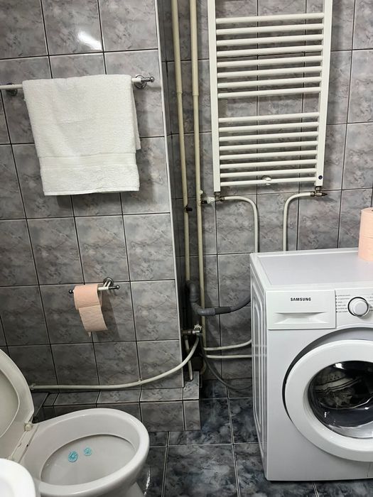 Inchiriez apartament cu o camera