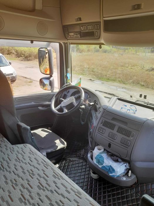 Влекач DAF XF 460 FT