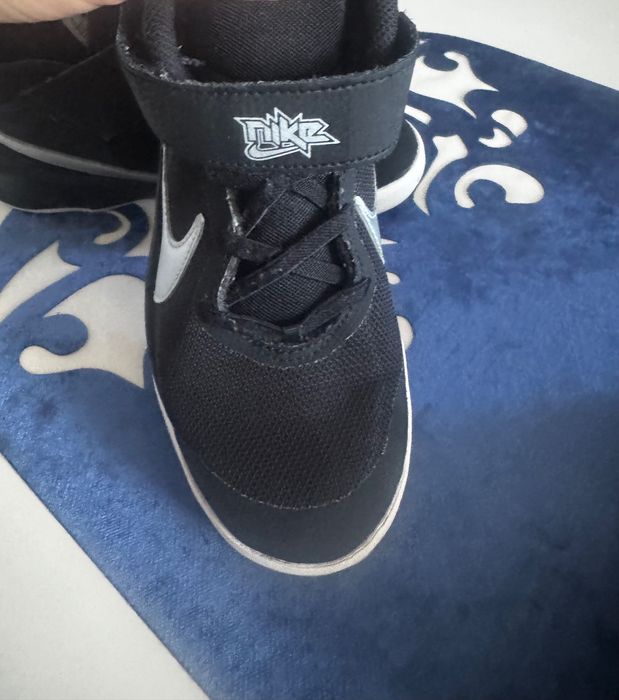 Детски висок маратонки nike