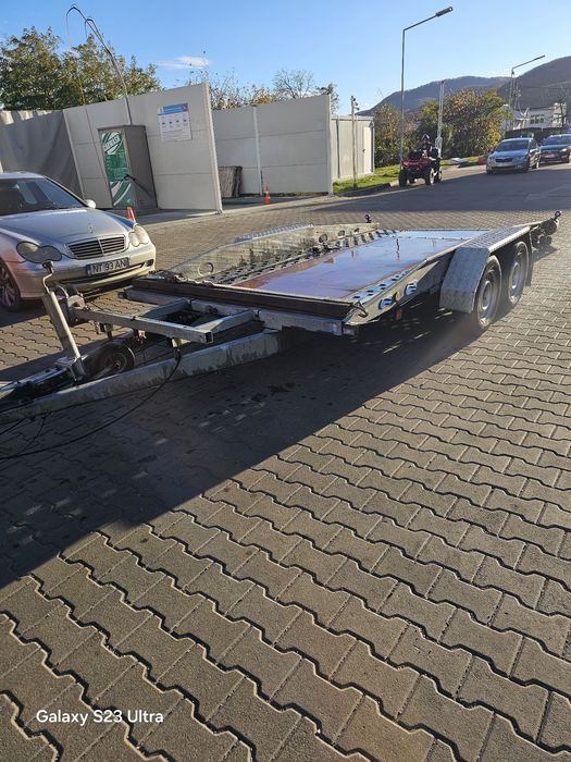 Platformă auto Bueltmann 2600 kg.