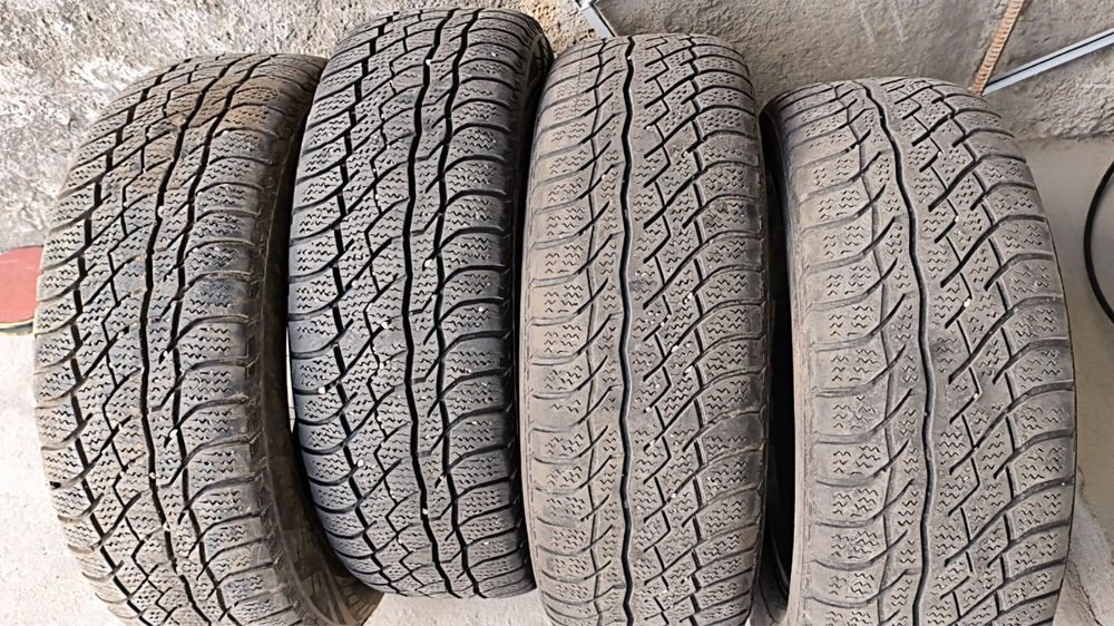 Комплект шин 215/65 r16