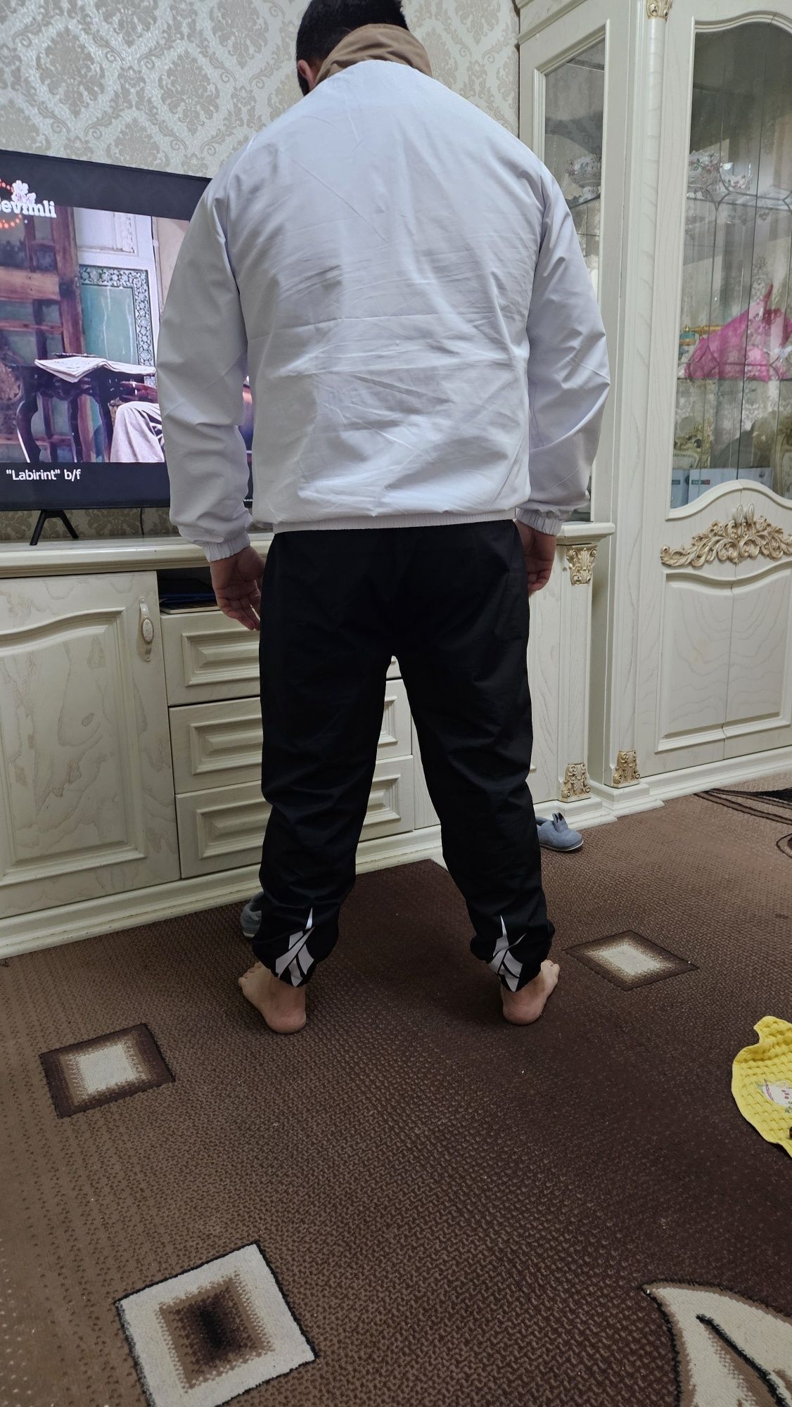 Alimpika Rebok sotiladi razmer 2 XLyangi