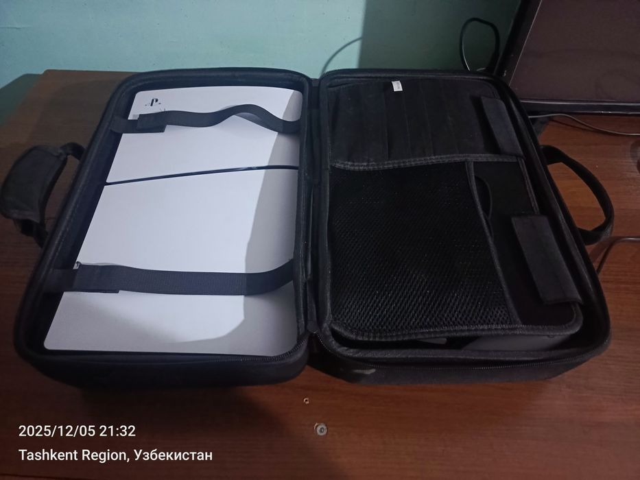 Ps5 slim 1TB SSD v:10.00 взлом версия в идеальном состоянии с гарантие