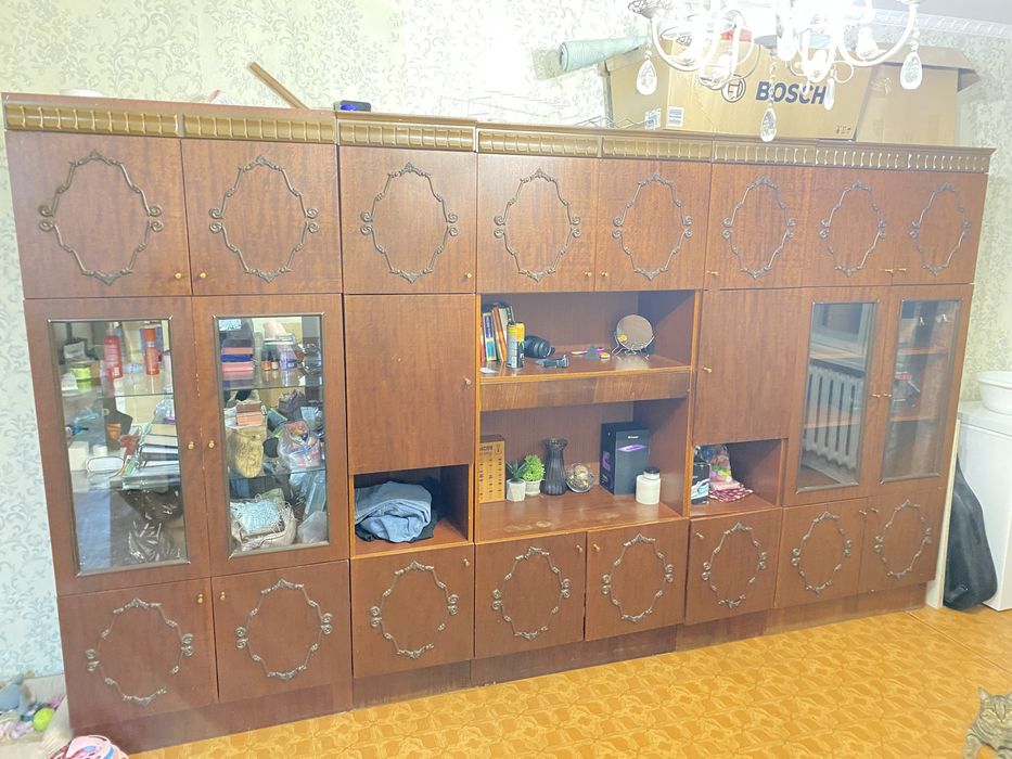 Шкаф-стенка для зала