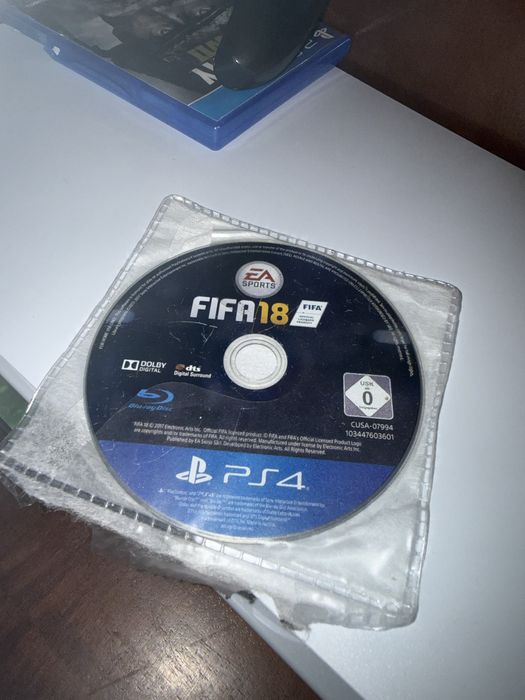 Consola PlayStation 5 Original Disc Edition Call Of Duty Watch Dogs FN