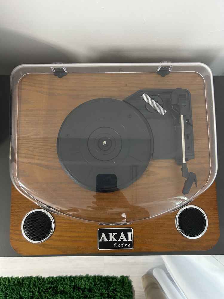 Pick-up AKAI ATT-11BTN, stereo, Bluetooth, difuzoare incorporate