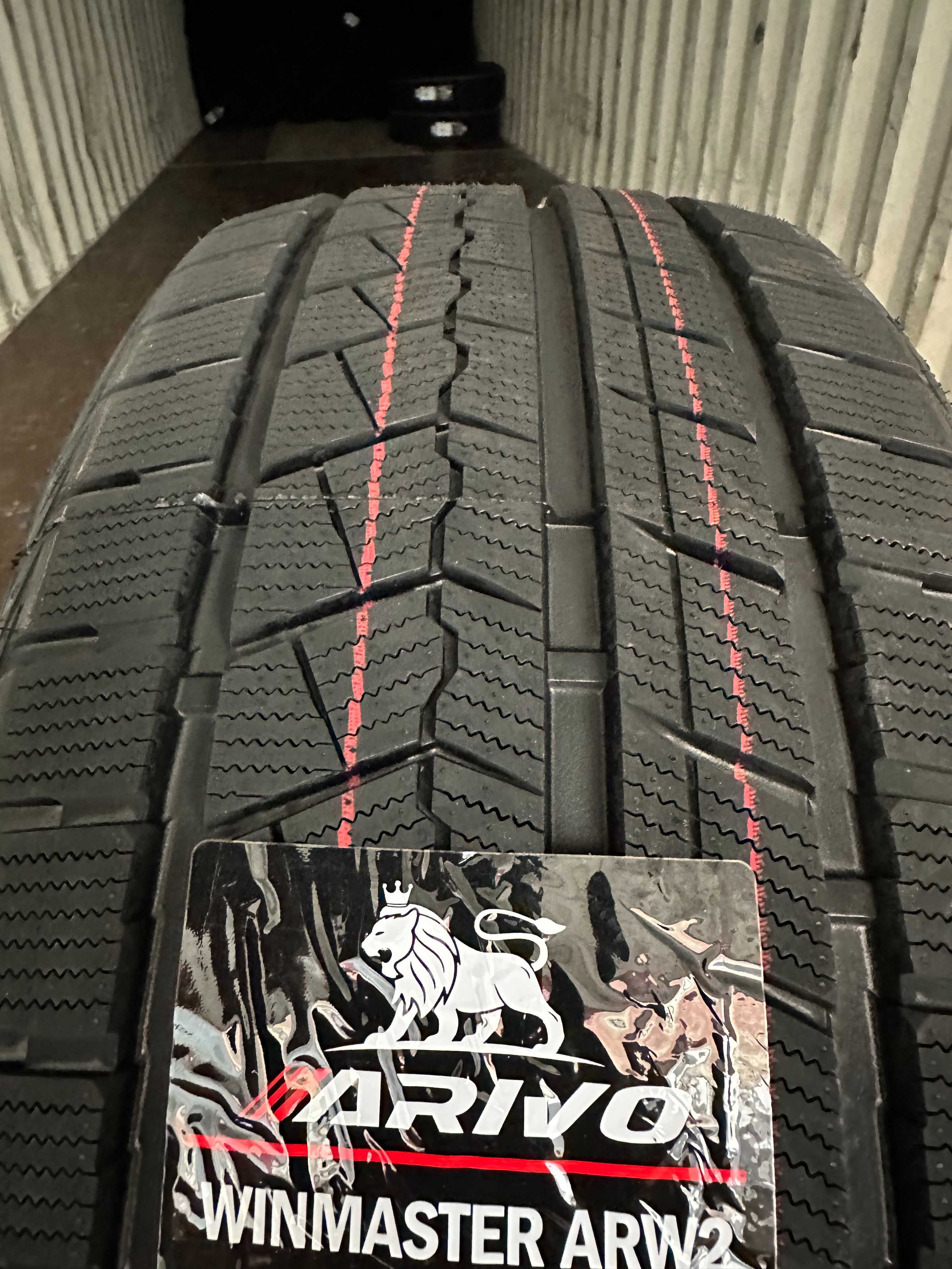 Нови зимни гуми ARIVO Winmaster ARW 2 235/45R18 98H XL НОВ DOT