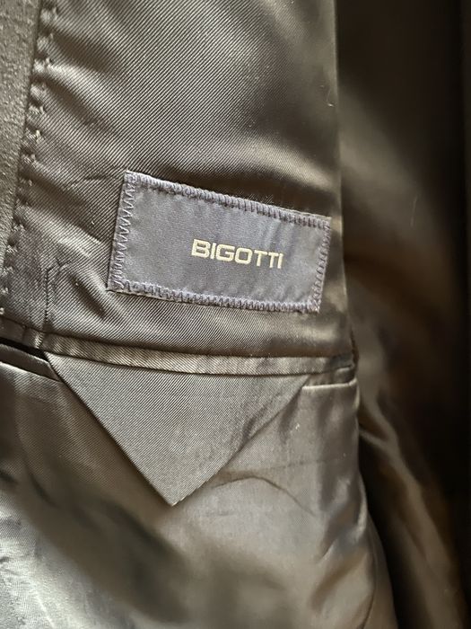 Costum barbati Bigotti