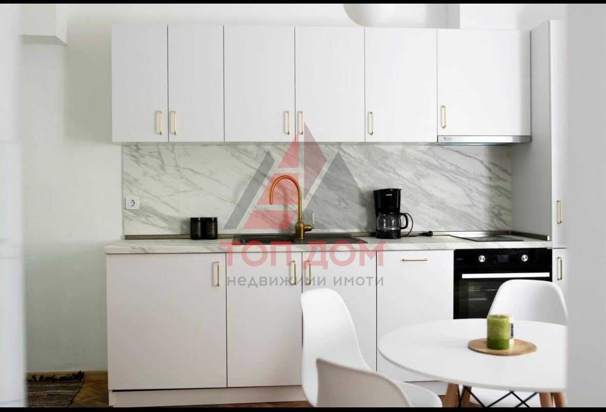 Дава се под наем Двустаен апартамент в Варна, Център - 55 кв.м за 600 € - Снимка #2