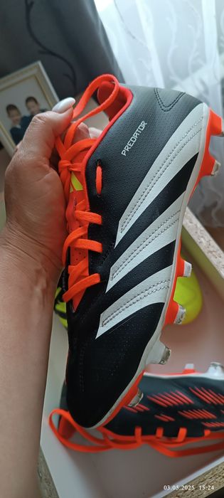 Продам футбольные бутсы!