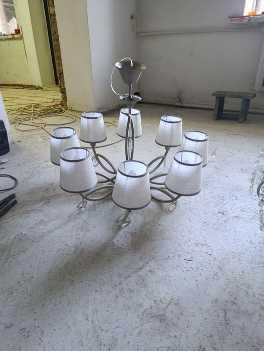 Люстра в зал рскошная