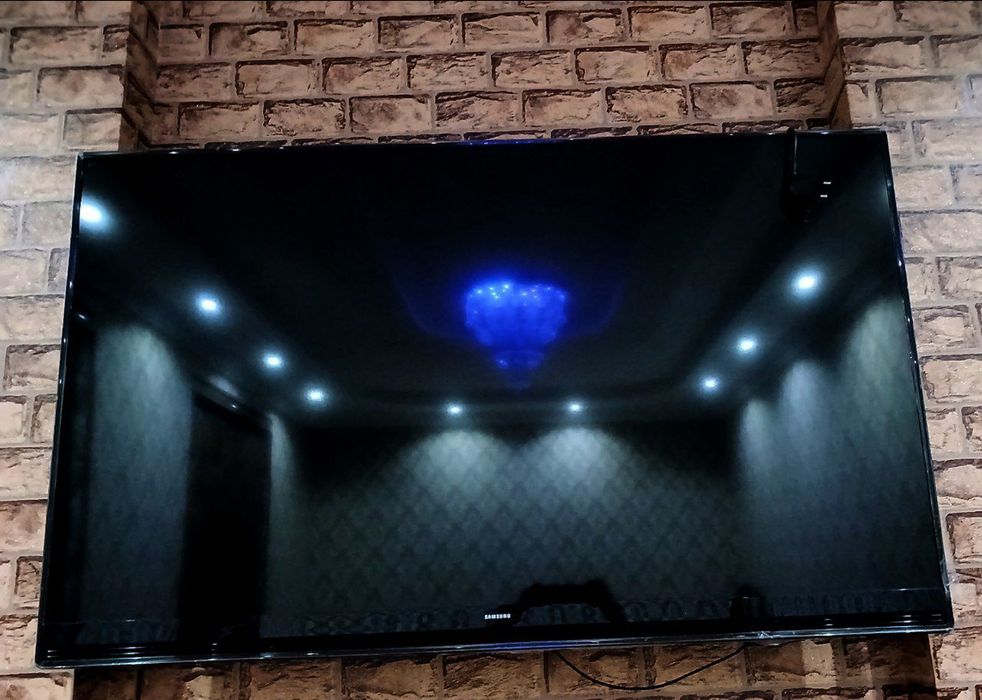 Samsung televizor 45 talik  sotiladi srochna