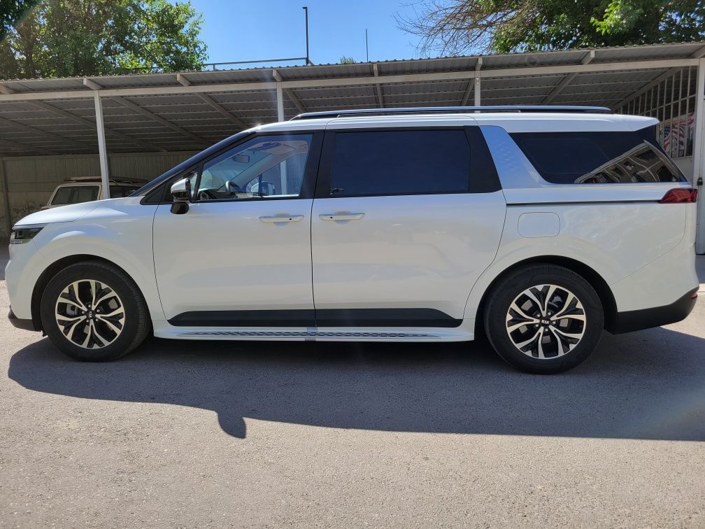 Kia Carnival  2022 model